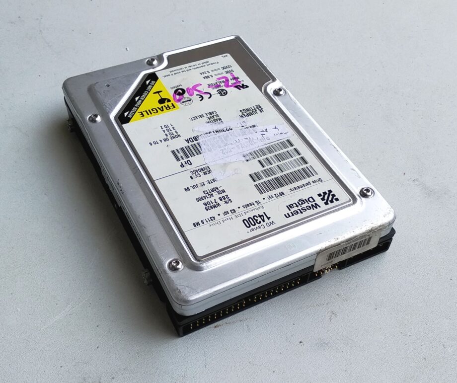 Western Digital WD Caviar 14300 103724-002 Enhaced IDE Hard Drive Compaq Spare DRV, HD, 4.3GB, UDMA 331928-001