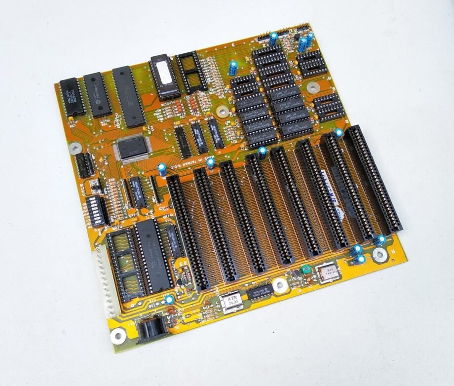 SNB-M004A Turbo XT MB 12MHz 8x ISA VDL C1 V20 D70108C-8 1989 - SNB-M004A