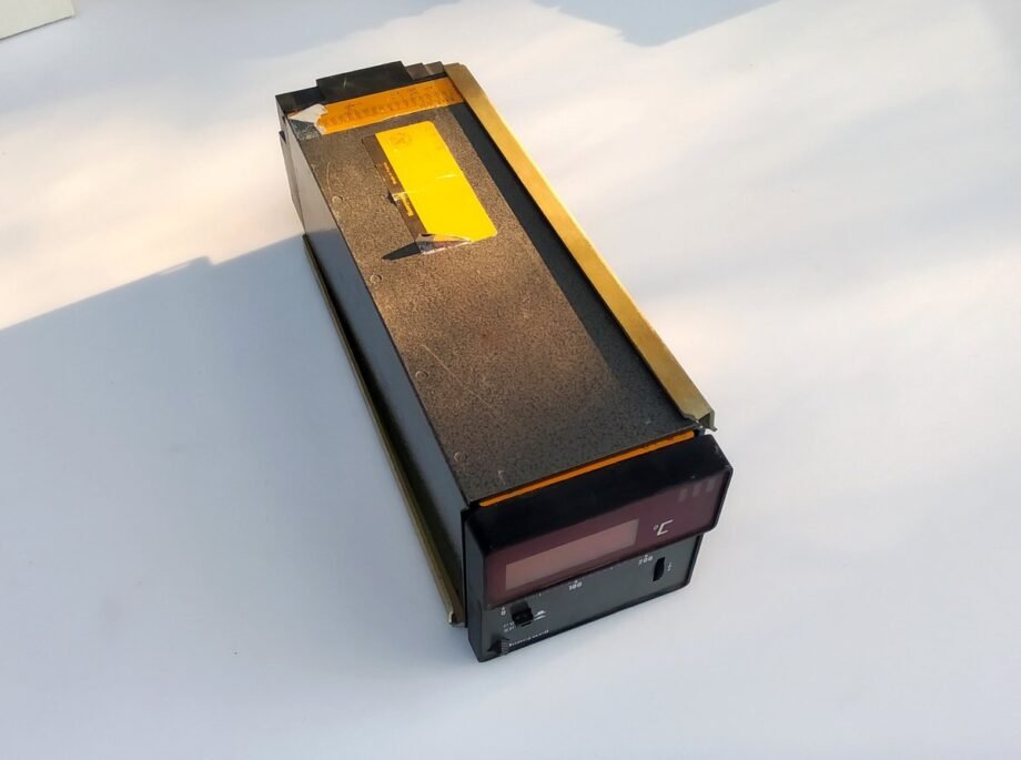 Honeywell 8433-10-40000-011-4-02 CLASS 84 Controller 0-200ºC - 8433-10-40000-011-4-02