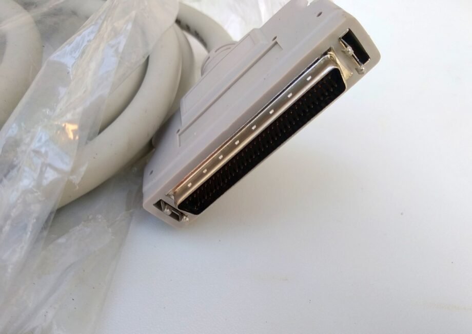 AVL PUMA PC Connection Cable - SCSI III HD68 68-Pin 2m - AVL-PCCABLE