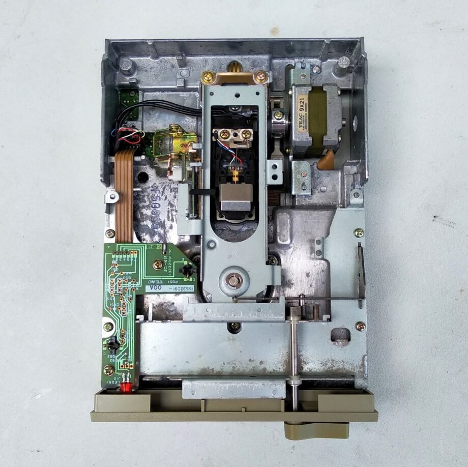TEAC FD-55BR 525 Floppy Drive 19307351-02 FD-55BR 102-U - 19307351-02