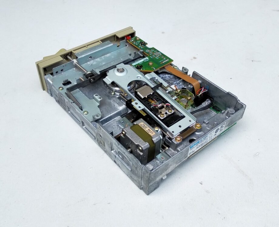 TEAC FD-55BR 525 Floppy Drive 19307351-02 FD-55BR 102-U - 19307351-02