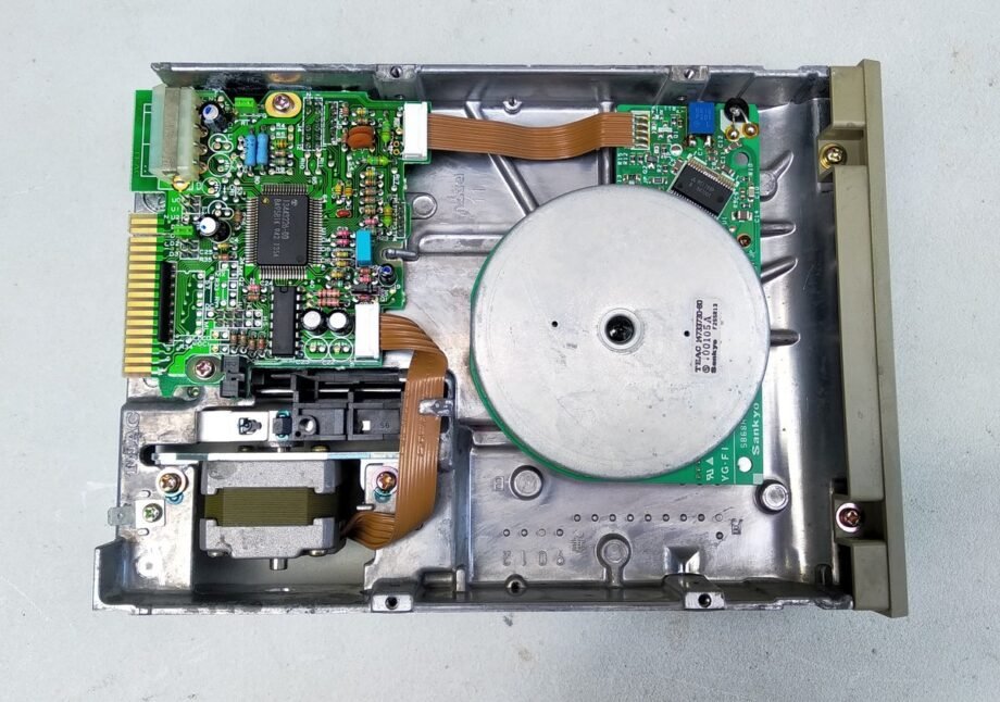 TEAC FD-55BR 525 Floppy Drive 19307351-02 FD-55BR 102-U - 19307351-02