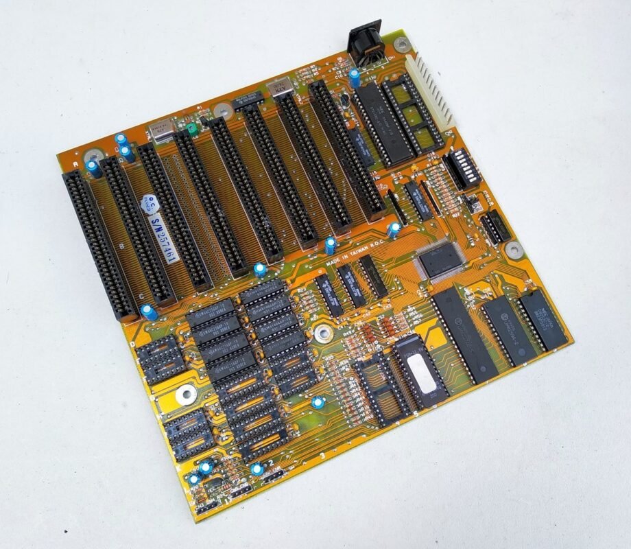 SNB-M004A Turbo XT MB 12MHz 8x ISA VDL C1 V20 D70108C-8 1989 - SNB-M004A
