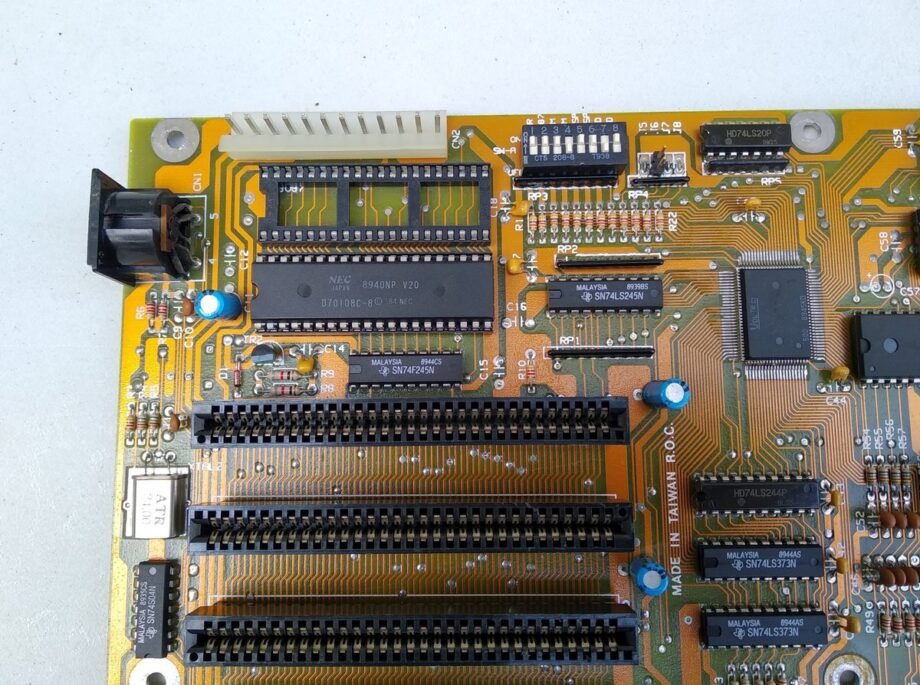 SNB-M004A Turbo XT MB 12MHz 8x ISA VDL C1 V20 D70108C-8 1989 - SNB-M004A
