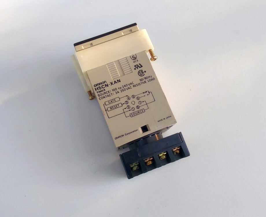 OMRON H5CN-XAN Digital Timer 4-Digit Display Panel Mount H5CN - H5CN-XAN