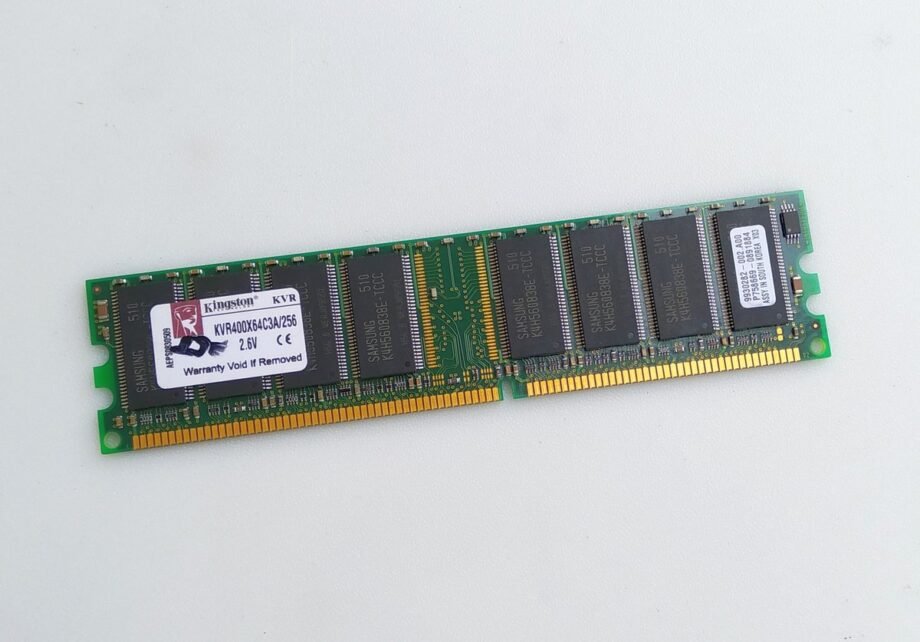 Kingston KVR400X64C3A256 256MB DDR400 CL3 DIMM Memory Module - KVR400X64C3A_256