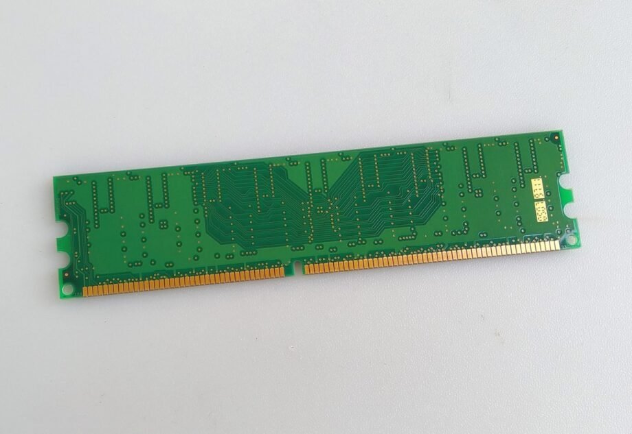 Kingston KVR400X64C3A256 256MB DDR400 CL3 DIMM Memory Module - KVR400X64C3A_256