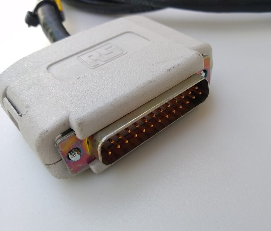 ETAS Y 261 A24 DB25M-DM25F 2m Cable ES-Module Signal Extension - Y-261-A24